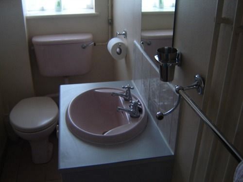 Hotel The Fox & Hounds Swindon Esterno foto