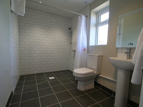 Hotel The Fox & Hounds Swindon Esterno foto