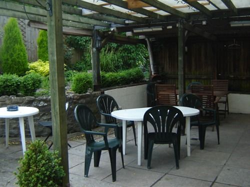 Hotel The Fox & Hounds Swindon Esterno foto